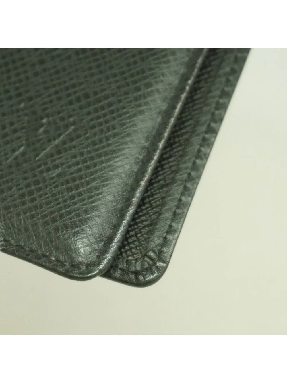 Louis Vuitton Notebook Cover Taiga Agenda Posh Ardoise
